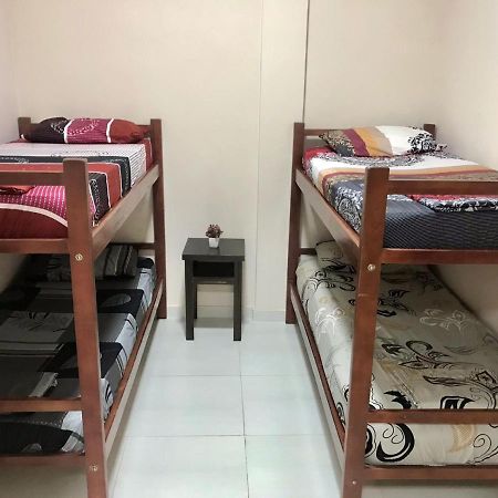 פוארטו איגואסו Colibri Hostel מראה חיצוני תמונה