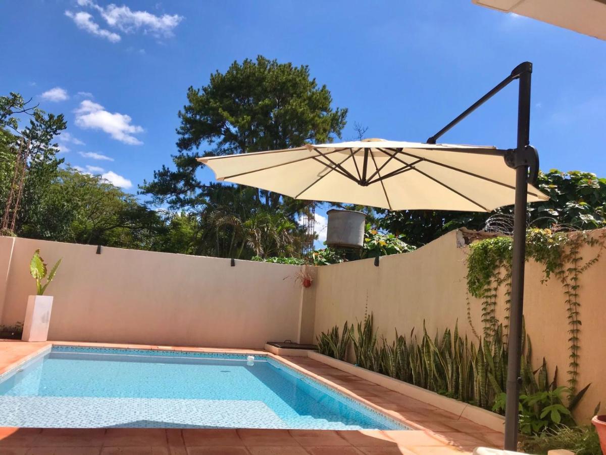 פוארטו איגואסו Colibri Hostel מראה חיצוני תמונה